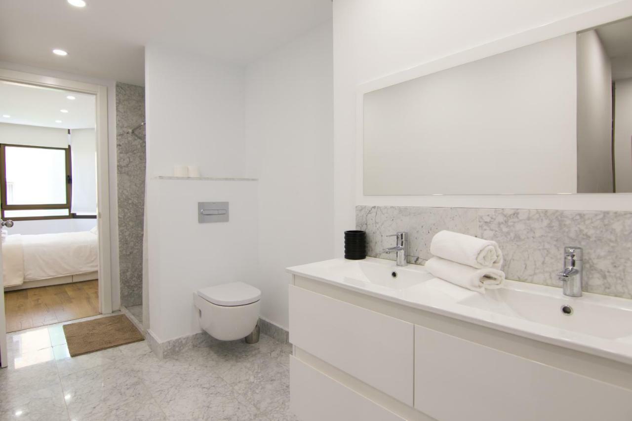 Homeforguest Stylish And Modern Apartment Overlooking Las Canteras Лас-Пальмас-де-Гран-Канария Экстерьер фото