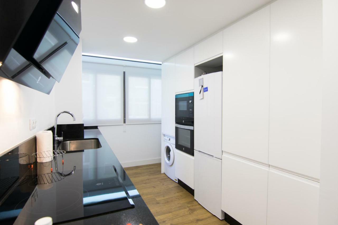 Homeforguest Stylish And Modern Apartment Overlooking Las Canteras Лас-Пальмас-де-Гран-Канария Экстерьер фото