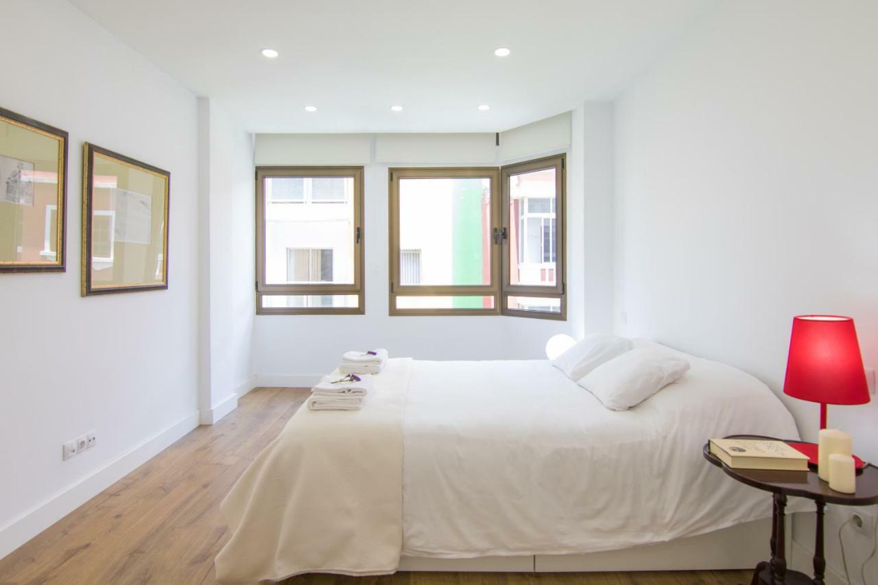 Homeforguest Stylish And Modern Apartment Overlooking Las Canteras Лас-Пальмас-де-Гран-Канария Экстерьер фото